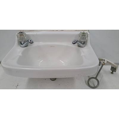 Fowler Ware Bathroom Basin and Fititngs