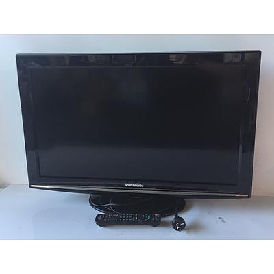 Panasonic 32 Inch LCD TV