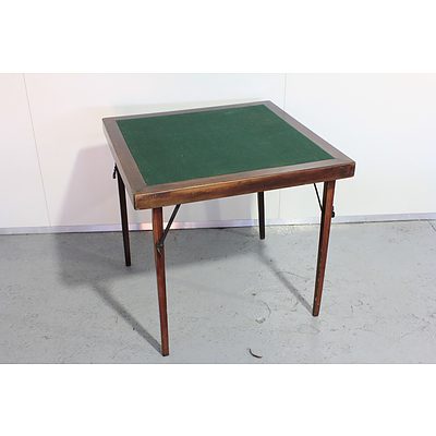 Collapsible Card Table