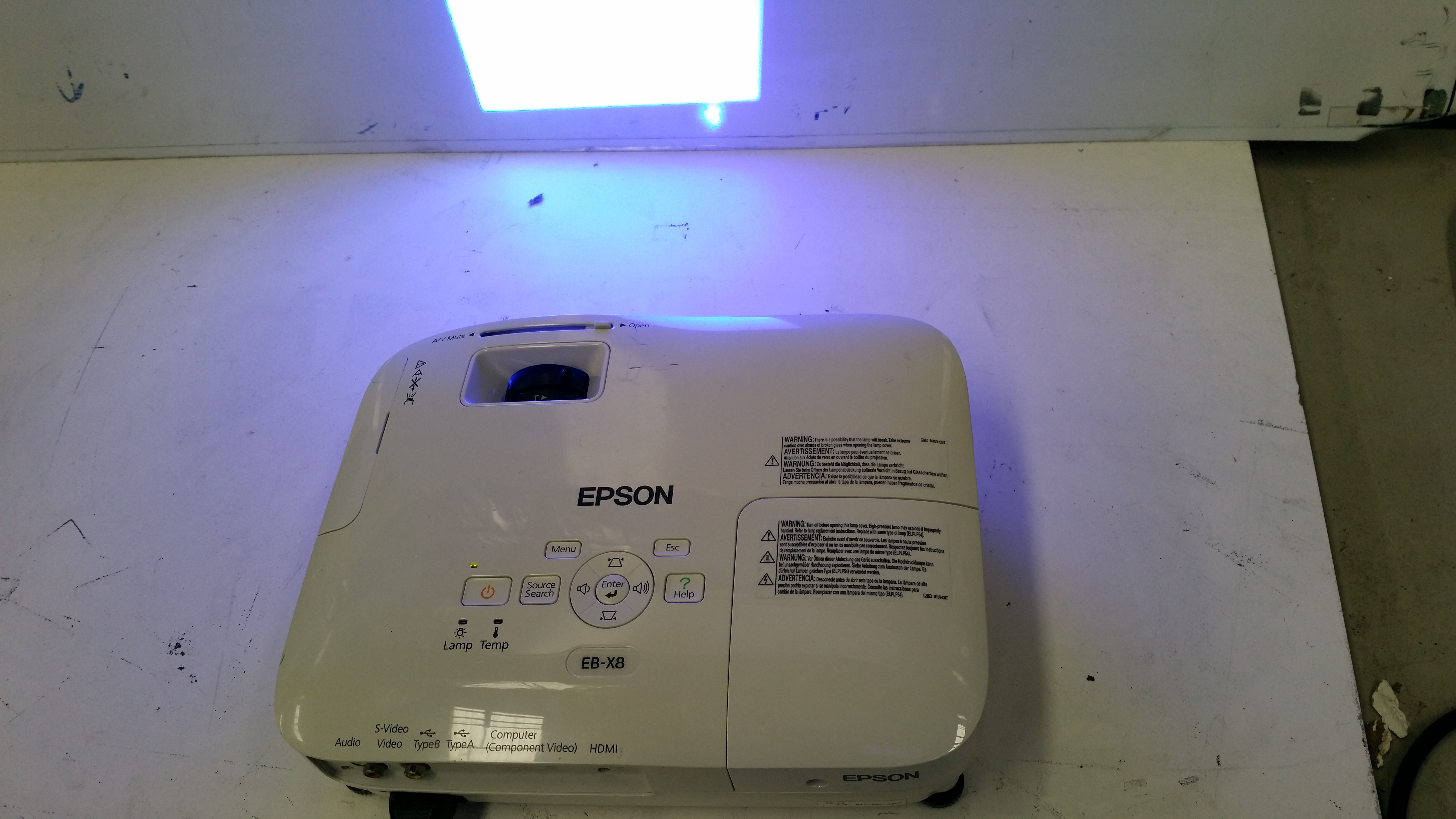 Epson EB-X8 XGA LCD Projector - Lot 935354 | ALLBIDS