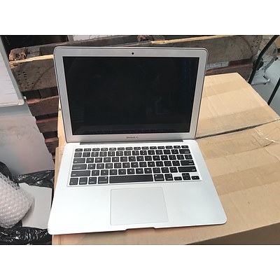 Apple A1466 MacBook Air 13-inch i5 1.4Ghz Laptop - B Grade