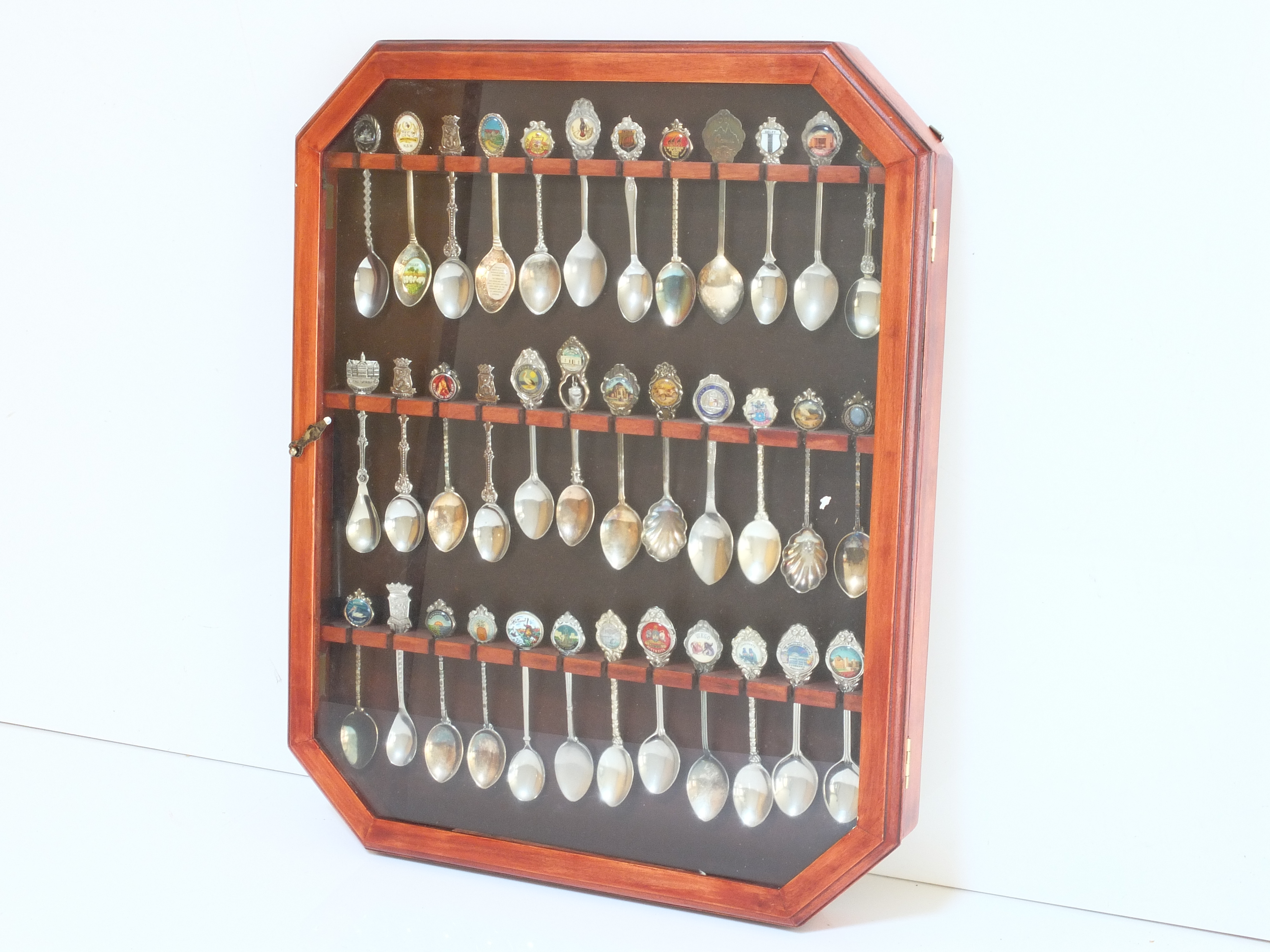 Two Display Full of Souvenir Lot 912674 ALLBIDS