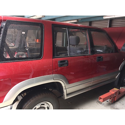 Holden Jackaroo - for parts only
