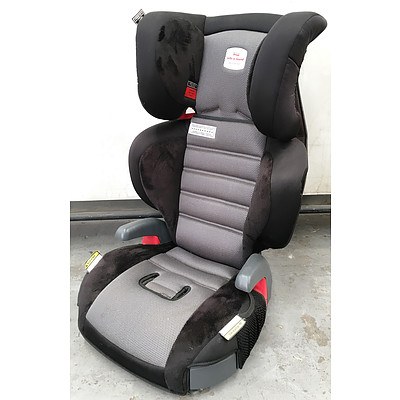 Britax Safe-n-Sound Hi Liner SG Child Safety Car Seat