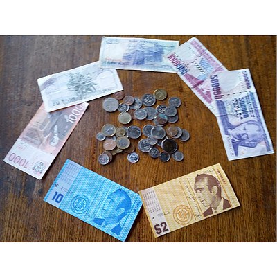 Mixed International Currencies