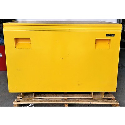 Digitek Large Metal Storage Chest - Demonstration Model - Yellow