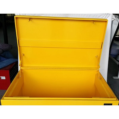 Digitek Large Metal Storage Chest - Demonstration Model - Yellow