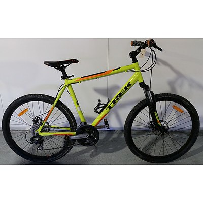 Trek 3500 21 Speed Mountain Bike