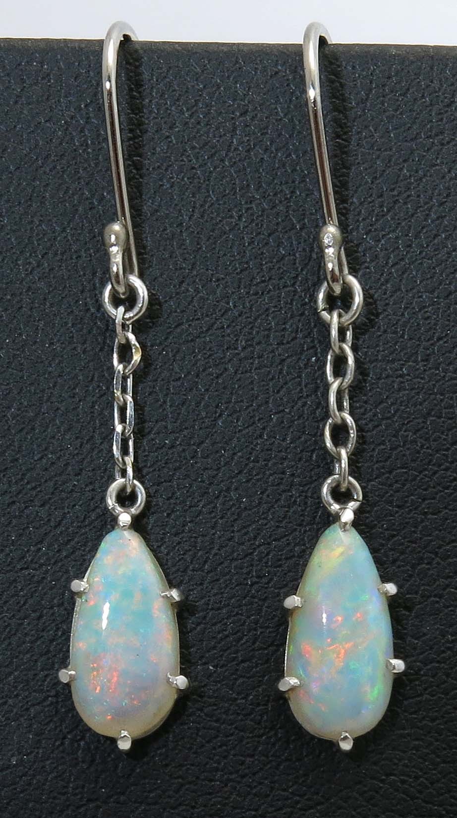 18ct White Gold Opal Earrings - Lot 920309 | ALLBIDS