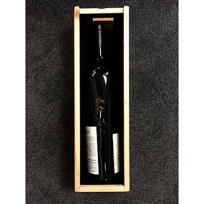 Magnum of Peter Lehmann 8 Songs Shiraz (2002 vintage) personally signed by the late winemaker Peter Lehmann and boxed in an attractive wooden display case