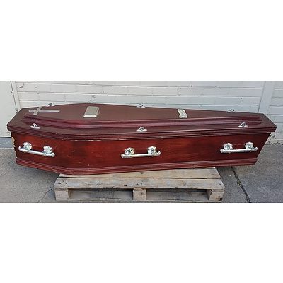 Ex-Display Coffin