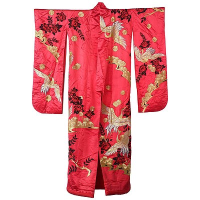 Fine Vintage Richly Embroidered Japanese Red Ground Silk Kimono