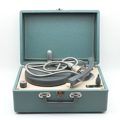 Japanese Portable PL-36B Phonograph