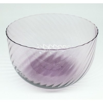 Purple Art Glass Fruit Bowl with Twirled Design