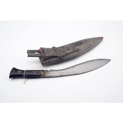 Gurkha Kukri Knife with Buffalo Horn Handle and Leather Scabbard