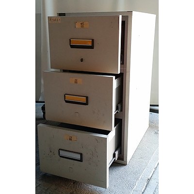 3-Drawer Fireproof Safe