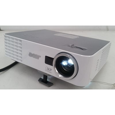 Acer P3250 XGA DLP Projector