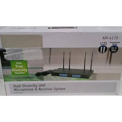 DigiTech Audio Dual Diversity UHF 2 Channel Microphone and Reciever System - RRP: $259.00