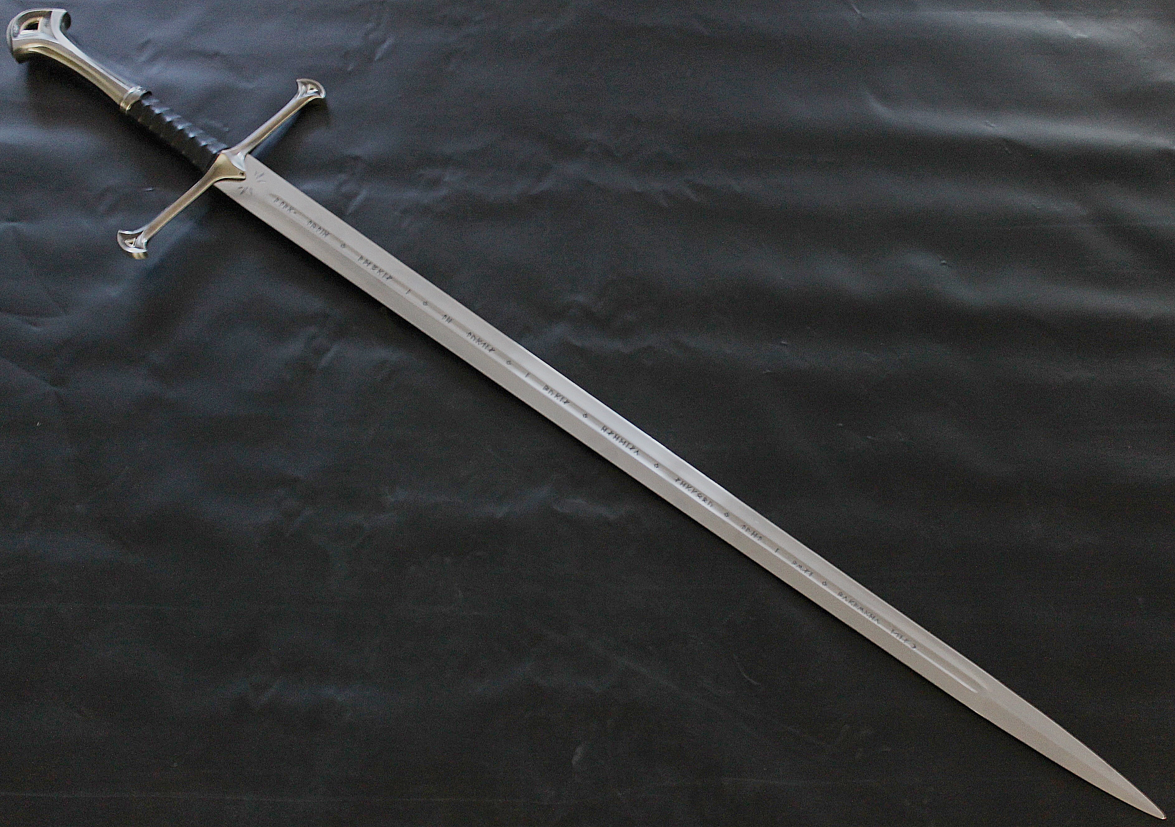 The Anduril Sword from Lord of - Lot 958561 | ALLBIDS