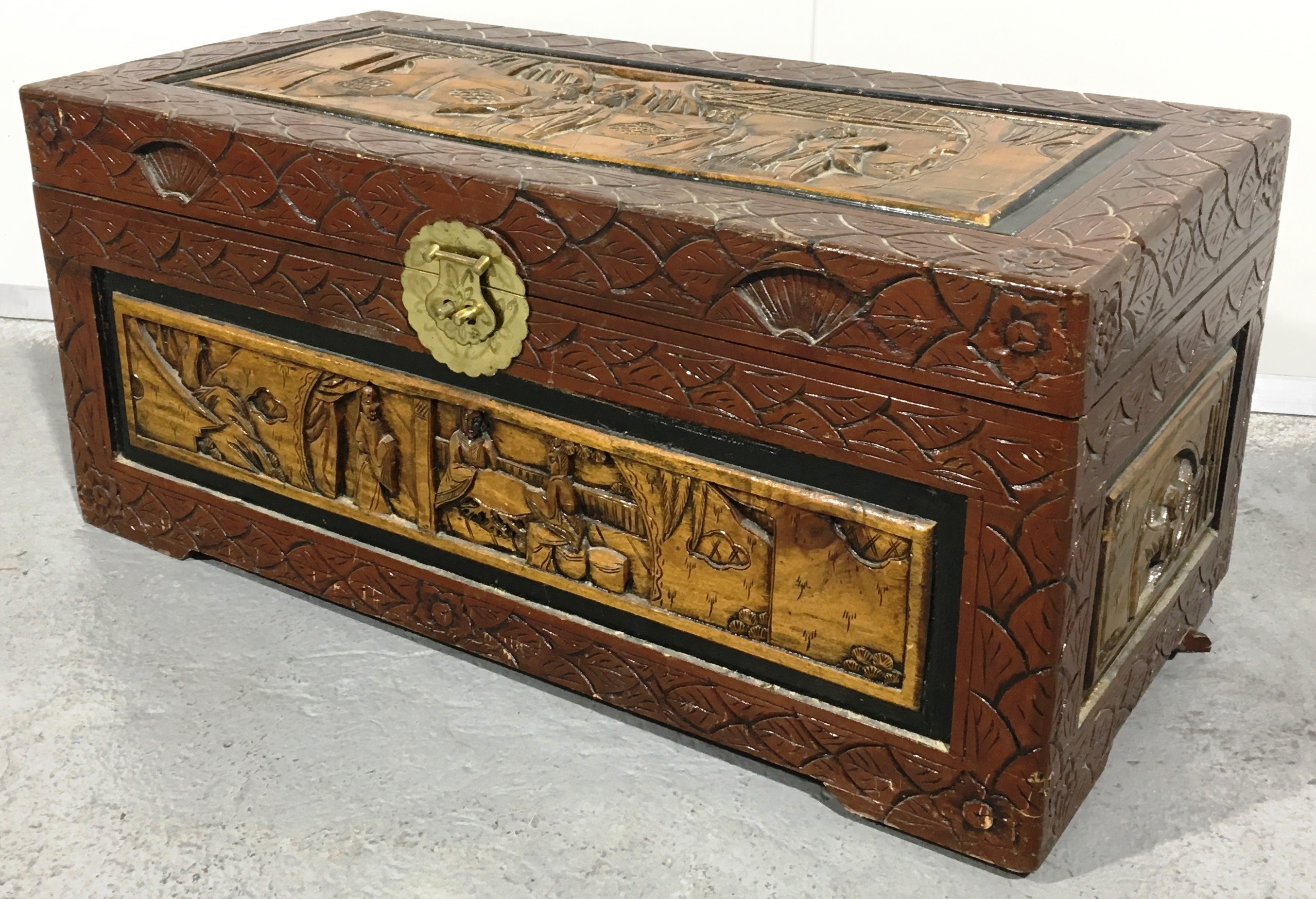 Chinese Camphor Wood Chest Lot 970315 ALLBIDS