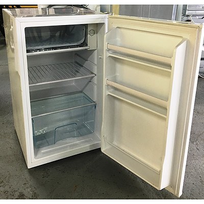 Avita 115L Bar Fridge