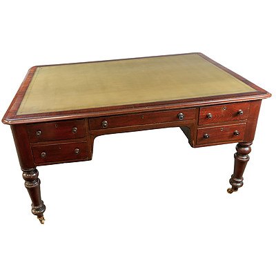 Australian Cedar Kneehole Desk with Tooled Olive Leather Insert Late 19th Century