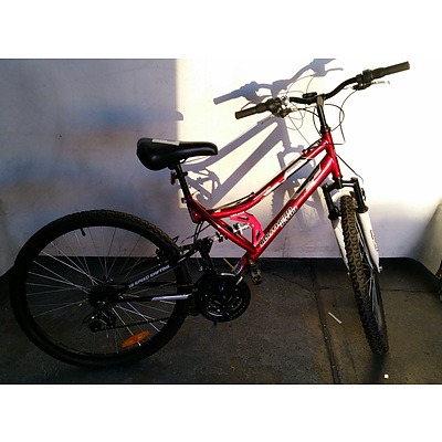 Terrain Southern Star 18 Speed Mountain Bike