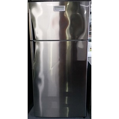 Westinghouse Virtuoso 520 Litre Stainless Steel Fridge/Freezer