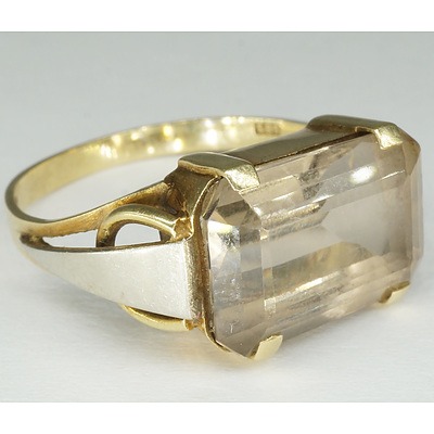 14ct Yellow Gold Smoky Quartz Ring With White Gold Shoulders