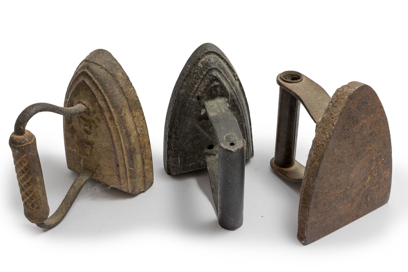 Three Cast Iron Irons Lot 967876 ALLBIDS