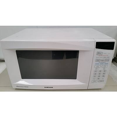 Samsung Timesaver 1000 Watt Microwave Oven