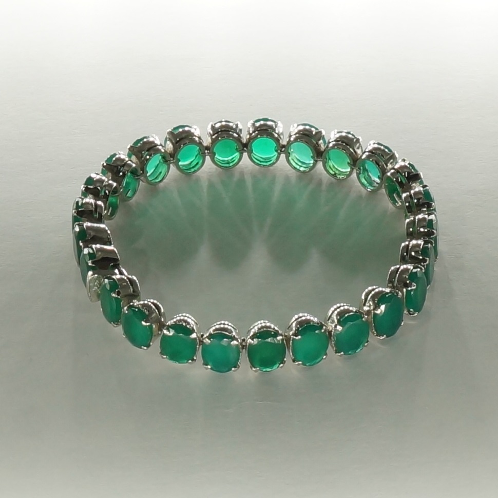 'Silver and Died Green Agate Bracelet'