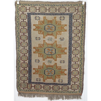 Hand Knotted Eastern Wool Pile Rug