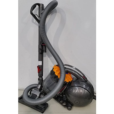 Dyson DC37 Ball Vacuum Cleaner