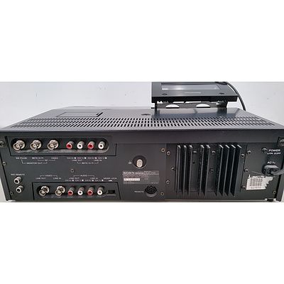 Sony SLO-1700 Commercial Beta HiFi Video Cassette Recorder
