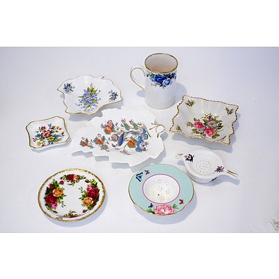 Group of Various English Porcelain, Including Wedgwood, Royal Doulton, Royal Albert etc 