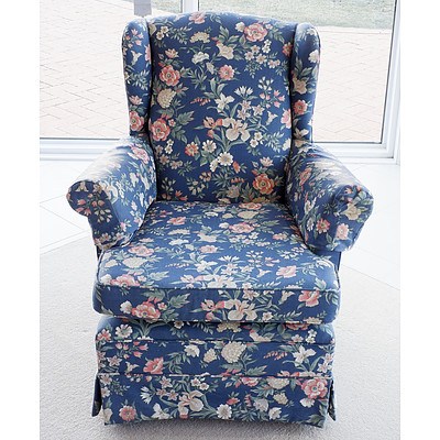 Vintage Sanderson Linen Upholstered Five Piece Lounge Suite