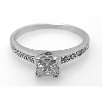 18ct White Gold Diamond Ring