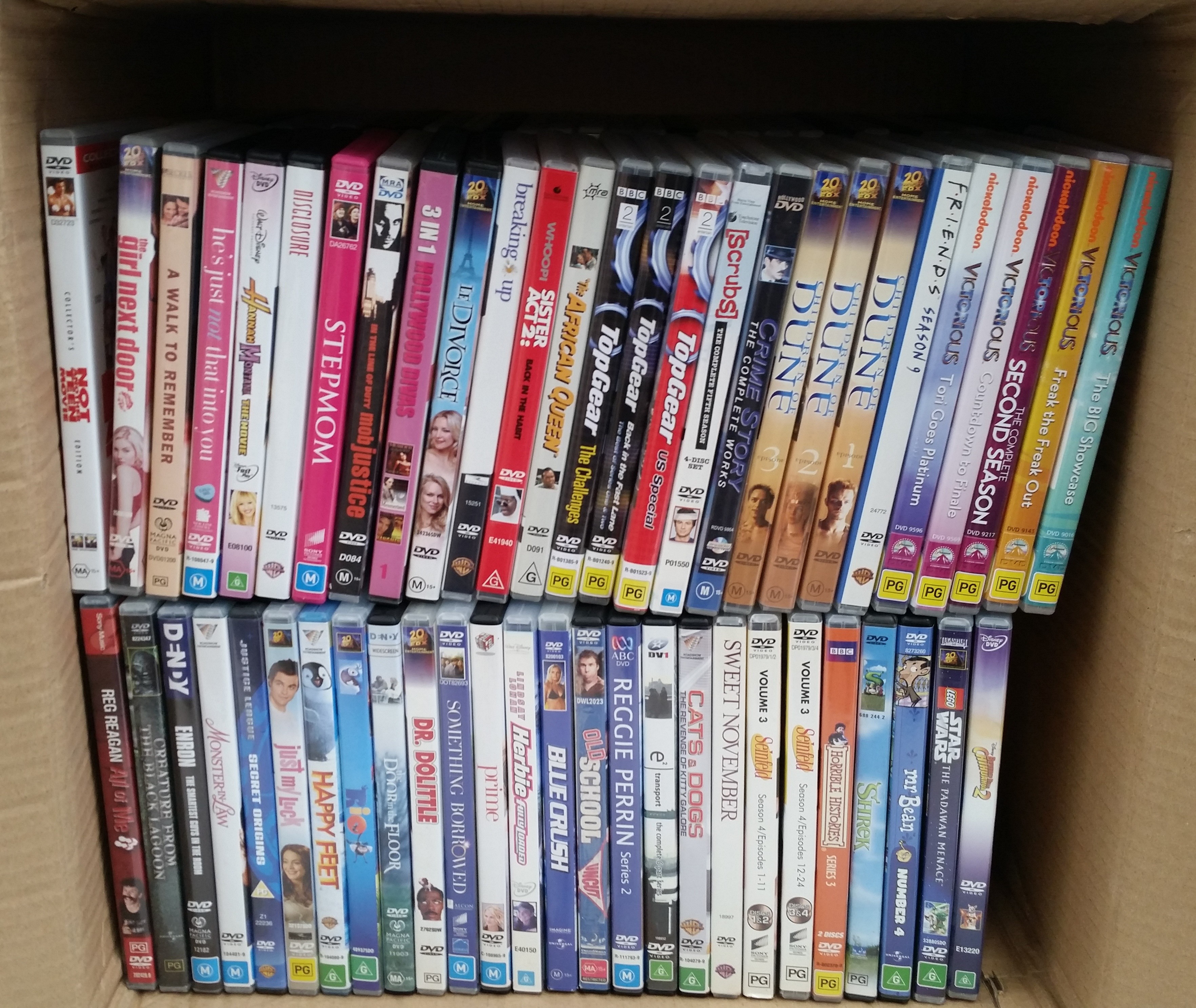 Lot of 100 DVD Movies and TV Series - Lot 998472 | ALLBIDS