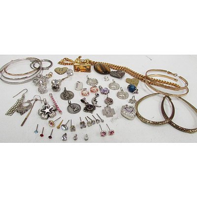 Lot of Jewellery