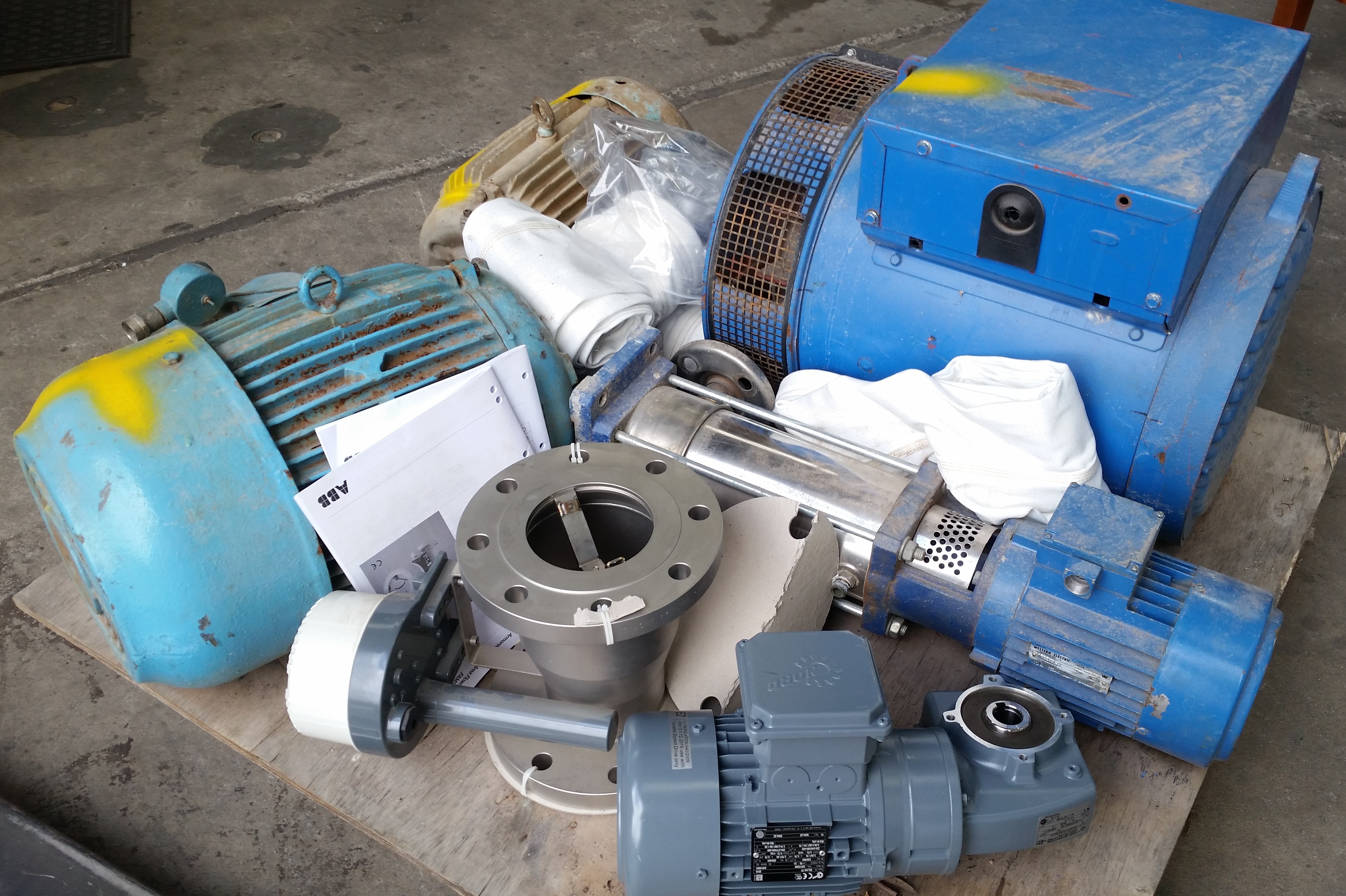 Commercial Electric Motors, Pumps Lot 1001895 ALLBIDS