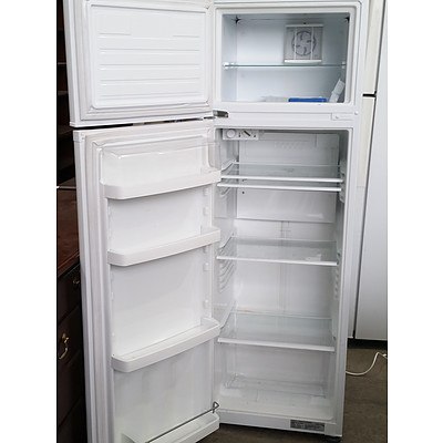 Fisher & Paykel 248 Litre Fridge-Freezer