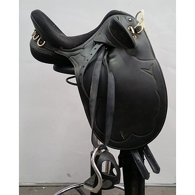 Kincade Stock Saddle with Bridle and Blanket