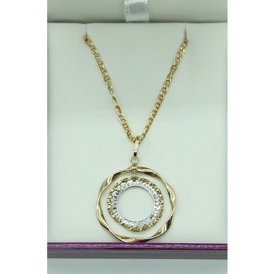 9ct Yellow Gold Chain and Pendant