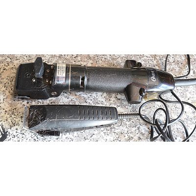 Two Pairs of Electric Large Animal Clippers