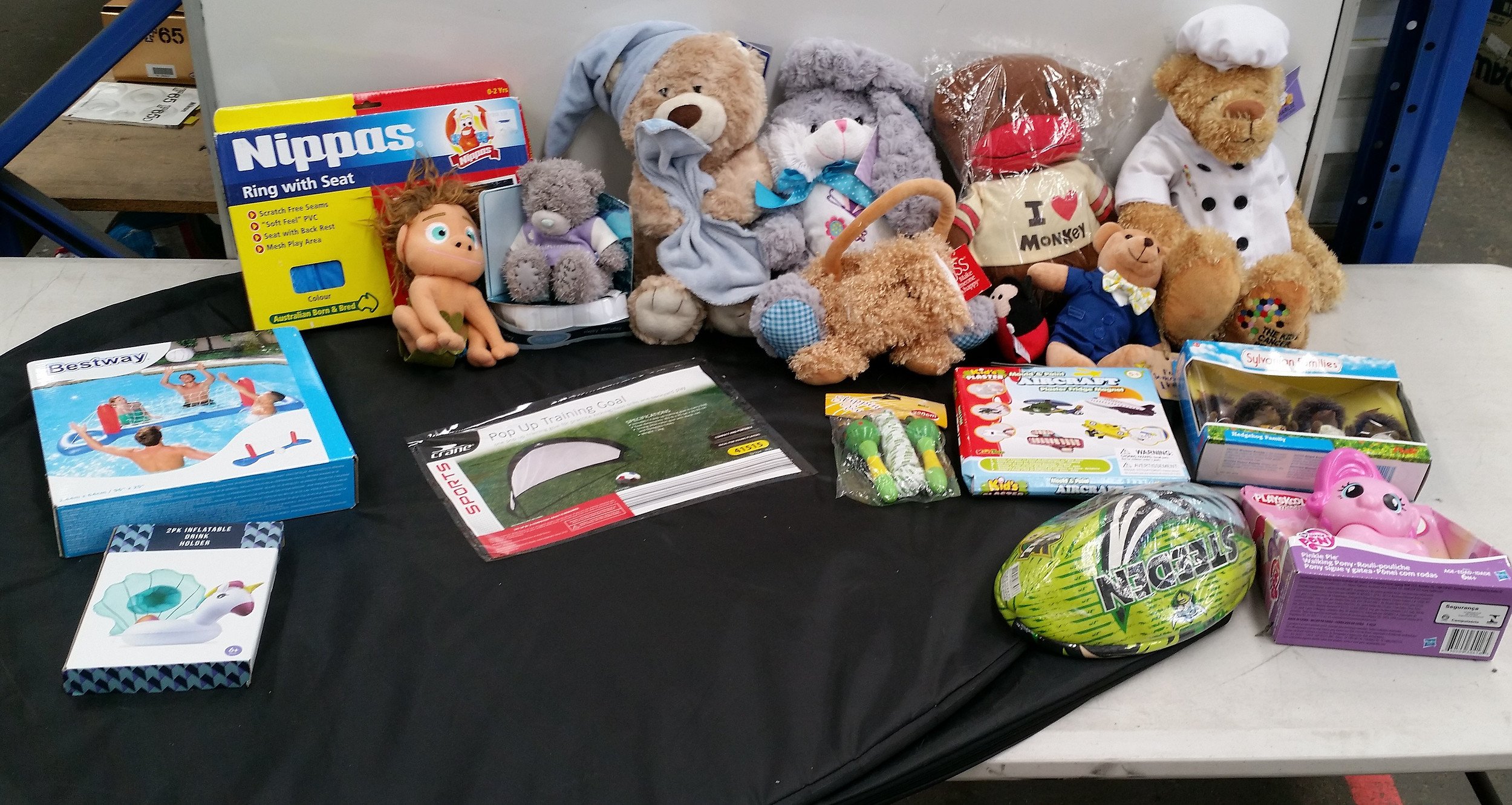 Bulk Lot of Assorted Kids Toys Lot 1007790 ALLBIDS