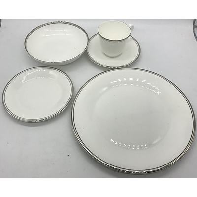 Royal Doulton Platium Concord Dinner Service for Six