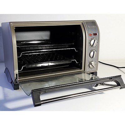 Breville Convection Oven Model B0V550 - 1500W - RRP=$250.00 when new
