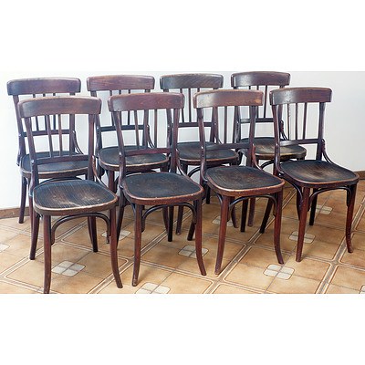 Set of 8 Antique Jacob and Josef Kohn Bentwood Dining Chairs Circa Early 20th Century