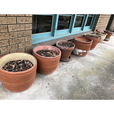15 Assorted Plant Pots